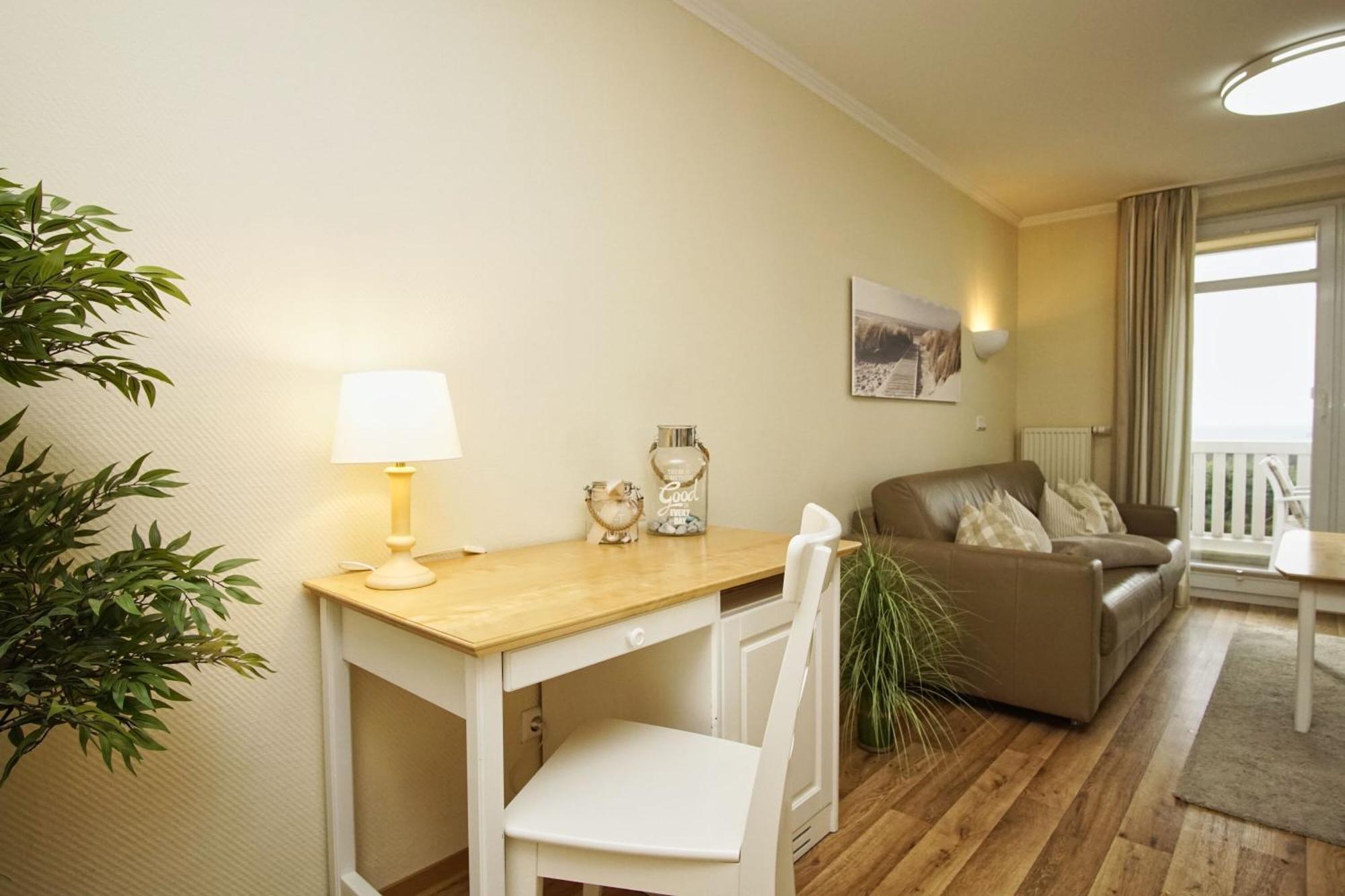 Mit Meerblick Und Balkon, Gratis Nutzung Vom Ahoi Erlebnisbad Und Sauna In Sellin - Meeresblick Fewo 38 Gohren Bagian luar foto